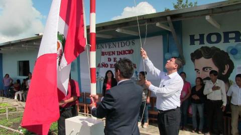 ASÍ INAUGURÓ EL BUEN INICIO DEL AÑO ESCOLAR EL DIRECTOR DE LA UGEL SAN IGNACIO EN EL CASERÍO LA JALQUILLA